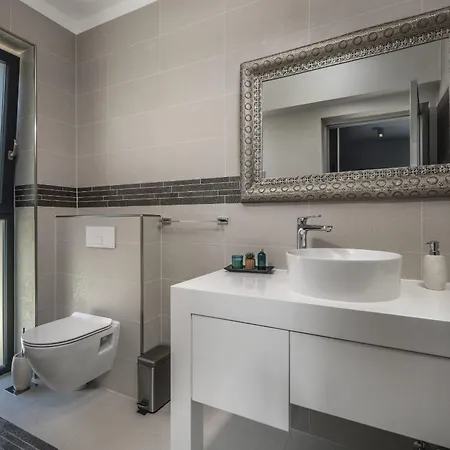 Bonavia Zadarvillas וילה *