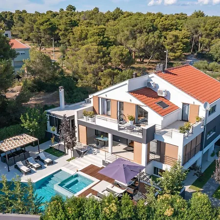 Bonavia Zadarvillas Вилла