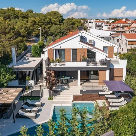 Bonavia Zadarvillas Вилла *